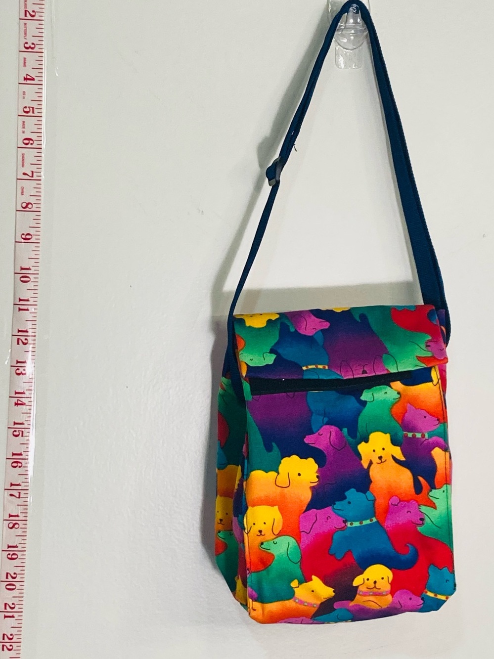 LIKE NEW Cool Tote Retro Colorful Multi-Color Dog Print Insulated Lunch Pail